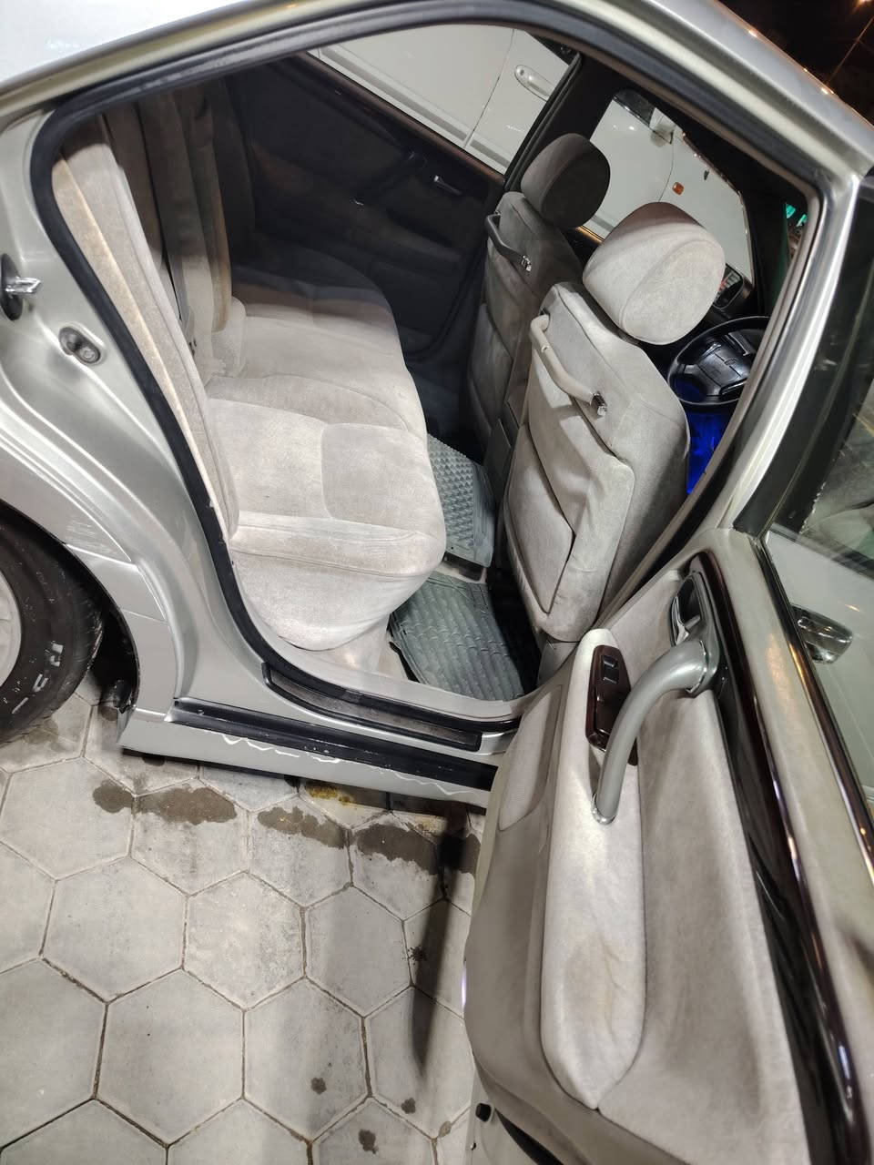 للبيع كفالة من نقل الجثة والكصة والحادث اصولي رقم انكليزي شرط من كل عيب شرعي
محرك vvt الصغير
فول. بدون فتحة بالسقف
السعر 125
***********
