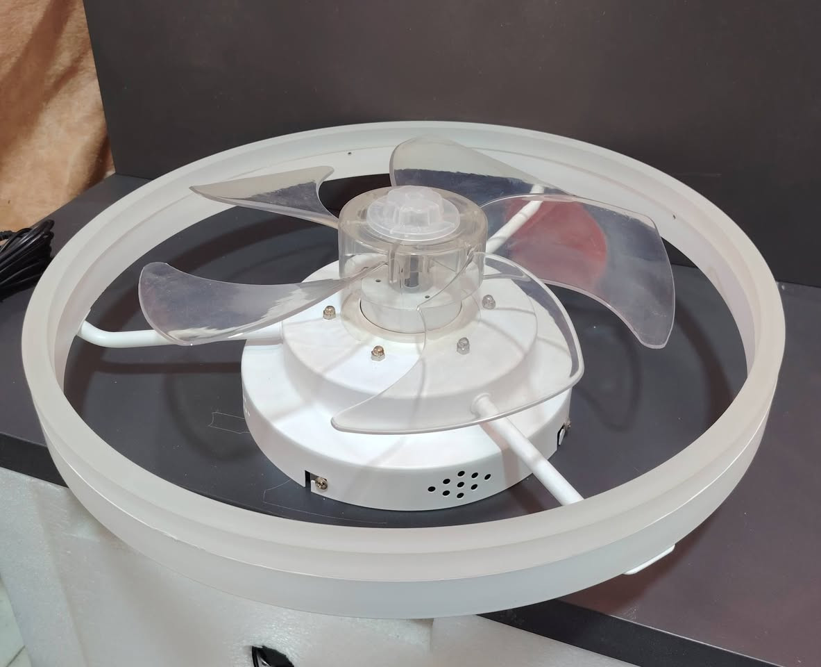 السلام عليكم.. مروحة مع لد ضوئي سقفي قطر 40 سم.. ب20 الف
توصيل كربلاء 3 محافظات 5
*********** واتساب
