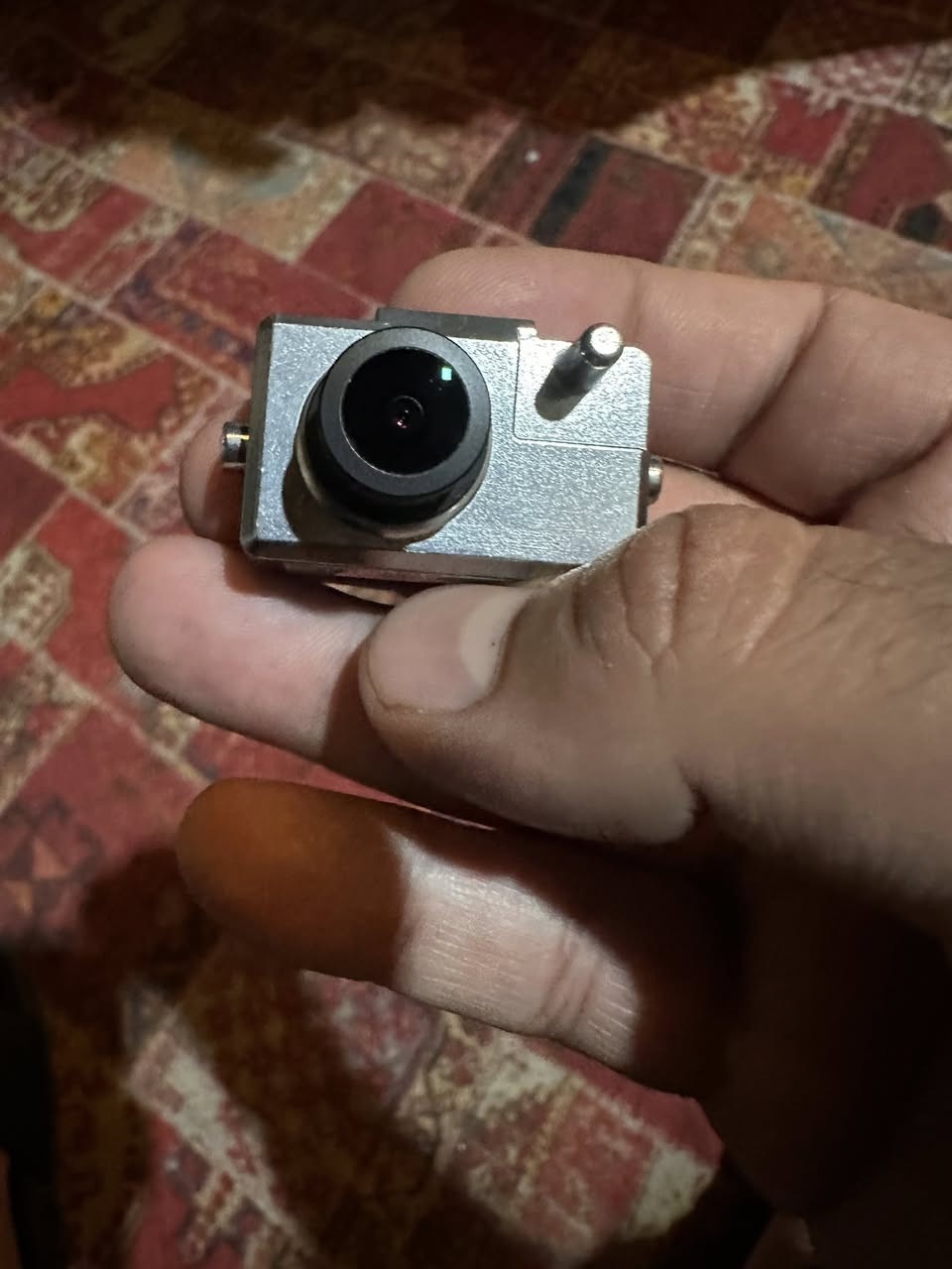 متوفر كاميرا داش كام byd اصليه جيك السعر بلوكاله القطعه جديده اوكاله يوجد توصيل ***********
