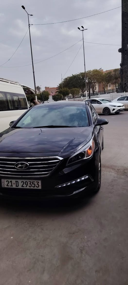 سوناته 16جديده بمعنى الكلمه ماشيه 85كير محرك كفاله حداديه كلهه جديده تخم تايرات جدد مابيهه نقص اي شي لا شخوط ولادحجات كشر وداخل كارتون حادث فقط جاملغ وبنيد مبدلات بدون اي دواخل سياره ناعمه ومامتعوبه مكاني نجف للستفسار *********** السعر ١١٨ بيهه مجال النجف, العراق
