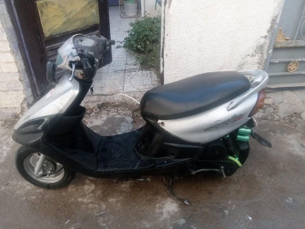 دراجه ماكس قجمه دراجه شغاله نص هندر وبيه تزويد مكينه ممفتوحا بيه صوت اكسن فقط بغداد سعر 325


**إذا كنت صاحب هذا الإعلان وتريد حذفه لأي سبب، رجاءا أرسل رسالة إلى الدعم الفني**