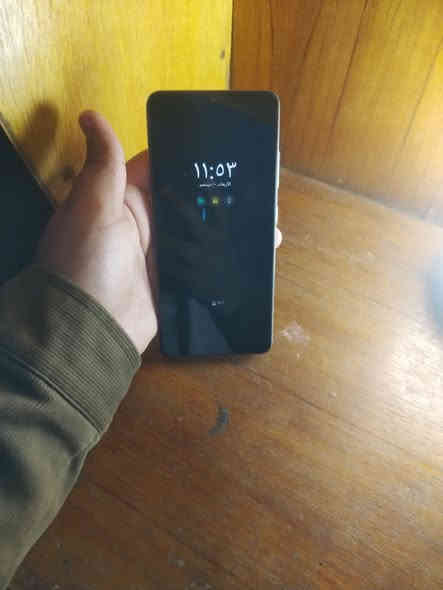 اسلام عليكم موبايلA32 لبيع جهاز نضيف مابدل بيش لبيع سعر 125 هاذه رقم *********** لعلون ديالى بعقوب التحرير
