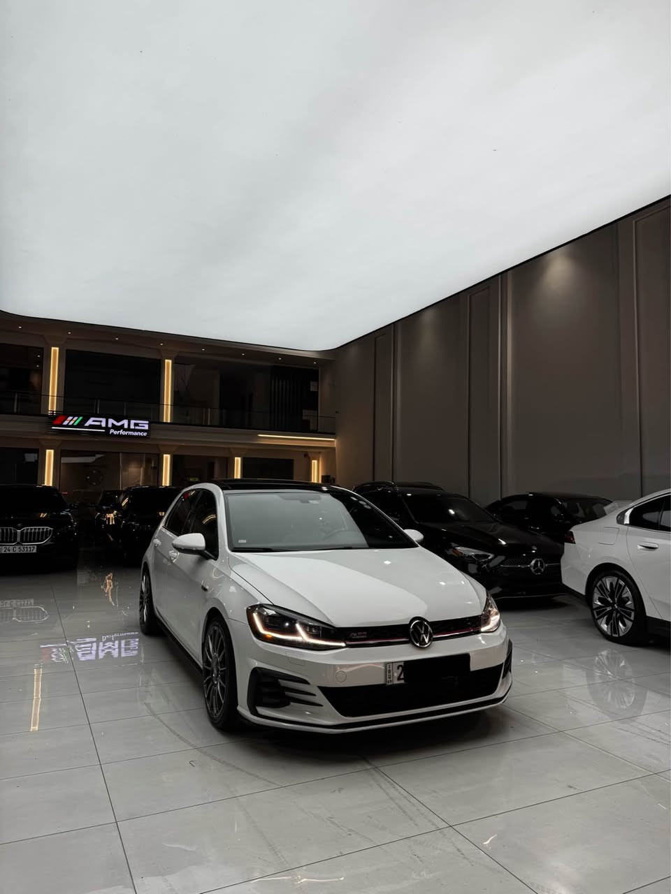 سلام علیم 
گولف جیتی ئای GTI ٢٠٢٠ امریکی MK7.5
تەنها بۆنیت سبوغ بێ ژورێ ئێرباک تەنها سوکان 
مواسەفات فول استراد خاس 
گێر و مەکینە تەبریت کارەبای بەشەرت 
پانۆراما 
گێر لە سوکان
جلد 
شاشە گەورە 
کارپلەی
بەسمە 
کوشن سارد و گەرم 
لایت متعرک
داون پایپ 
حساس و رادار 
خەتی جادە 
ئۆتۆ هۆلد 
ئۆتۆ ستۆپ
لۆ نرخی پەیوەندی بکەن یان نامە بنیرن واتسئاپ و کۆرەک 
***********

سلام عليم
جلف GTI 2020 أمريكي MK7
غطاء المحرك فقط، بدون نظام سحب هواء، فرامل فقط
مواصفات كاملة
للبيع، مستعمل وأوتوماتيكي
بانوراما
ناقل حركة في الفرامل
جلد
شاشة كبيرة
كاربلاي
كافية
وسائد هوائية باردة ودافئة
إضاءة تحذيرية
عادم خلفي
حساسات ورادار
خطوط الطريق
تثبيت تلقائي
إيقاف تلقائي
للاستفسار عن الأسعار، يرجى التواصل أو إرسال رسالة عبر واتساب أو كوريك
*********** أربيل, العراق
