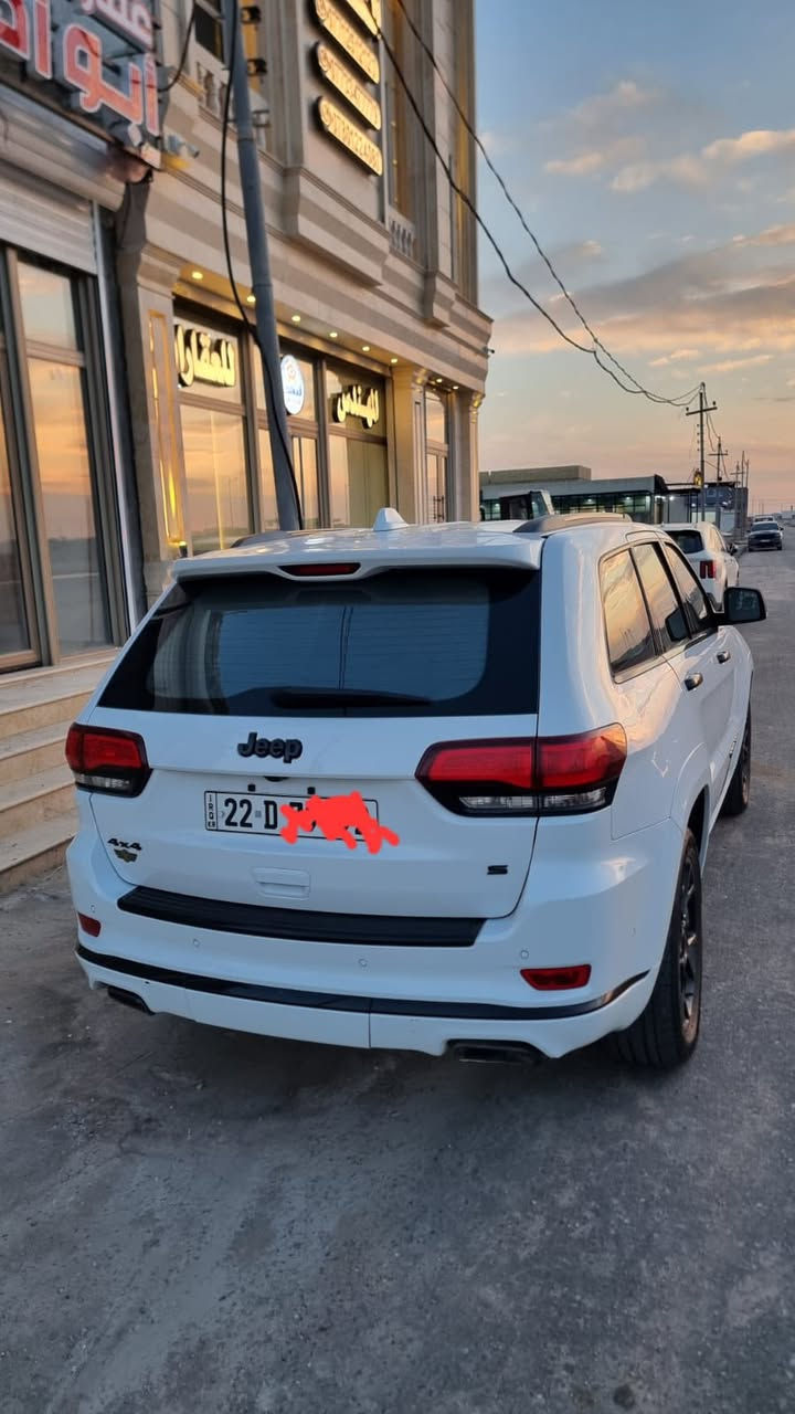 سلام عليكم جيب مديل. 2022 سياره كفاله عام من كلشي 
سسار جاهزه تخم تايرات ماشيه 64 رقم اربيل وفول داخل احمر فول موصفات ‭0774 040 1972
