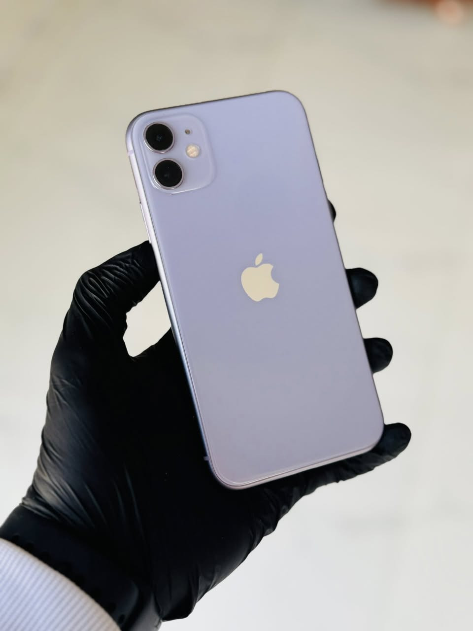 📱 عـرض خـاص من محمـد سـتور 📱
iPhone 11 - الـلون الأرجـواني المميـز 💜
جهاز بمواصفات ممتازة وحالة توب، جاهز ليكون رفيقك الجديد!
⚙️ المواصفات والمميزات:
• الذاكرة: 128 جيجابايت (سعة كبيرة لصورك وملفاتك).

• صحة البطارية: 94% (أداء ممتاز يدوم طويلاً). 🔋 

• الحالة: جهاز "نورمال" مستخدم نظيف جداً 🤤 

• الضمان: الجهاز مكفول من مكتبنا فحص وضمان حقيقي 🔥 

📍 للتواصل والاستفسار
• العنوان: ديالى_بعقوبة_ركة الحاج سهيل

• رقم الهاتف: ***********__محمد الدليمي

محمد ستور - ثقتكم هي هدفنا 🤝
