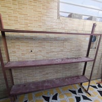 رف محل • للبيع
