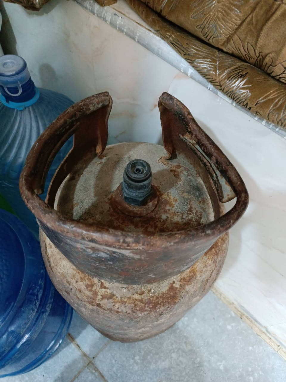 للبيع مجمده مامستعمله حجم 14قدم 375قنينه 70قرب بناة الحسن ع ***********
