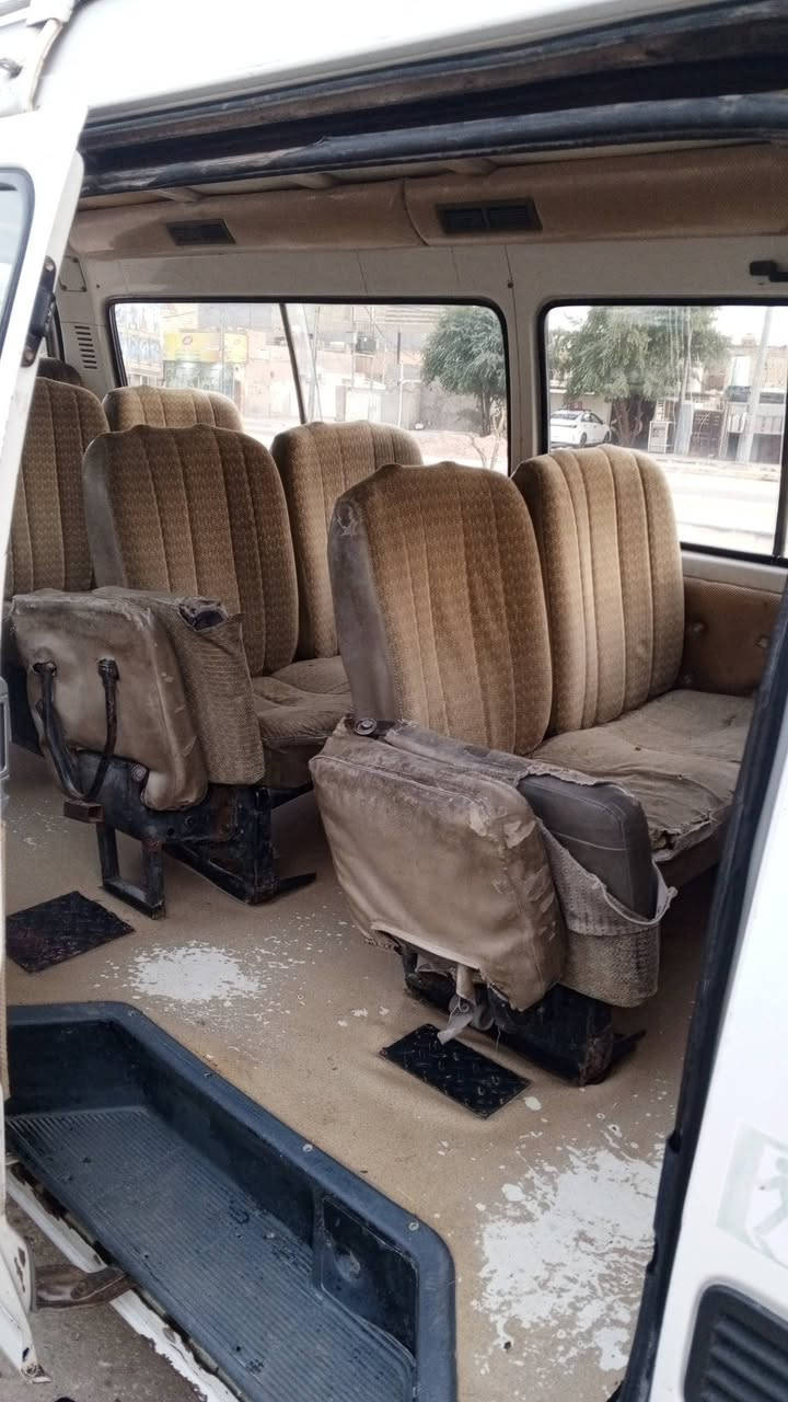 السلام عليكم فتون مديل 2009 جاهزه شرط لمداور مكانه نجف مكينه ونجي الفينيه وكير عادي بيه بس لبور مال لستيرن كايم سعر 48 وبيه مجال ***********
