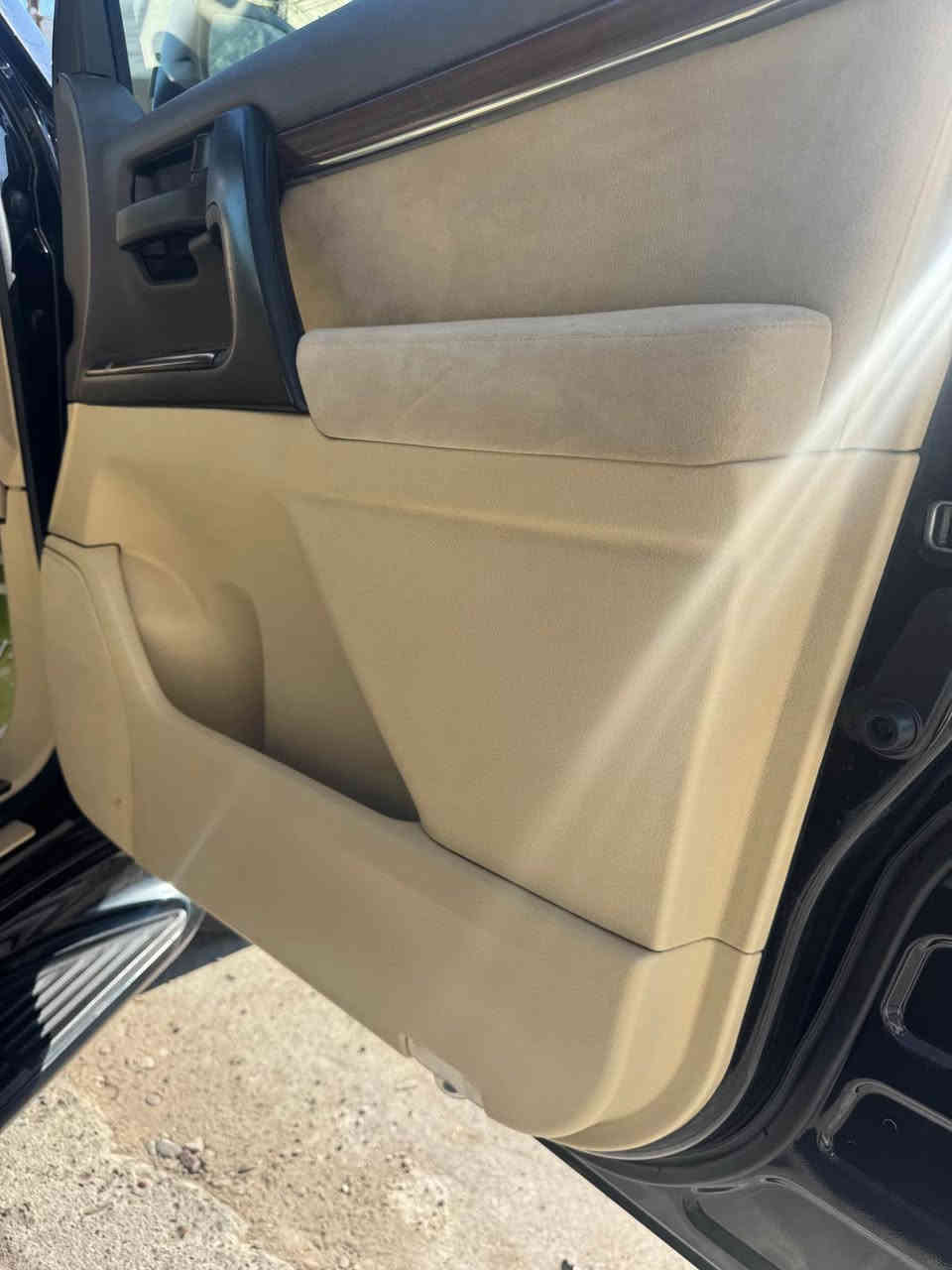 سلام عليكم جكساره موديل 2017 رقم اسليمانيه بسمي تحويل مباشر سيارة فول موصفات دبل كرسي كهرباء جاهزه من كلشي جديد 🆕 بيهه بارد فقط بدون صبغ سعر 43 ونص عنوان بغداد حي التجار *********** بغداد, العراق
