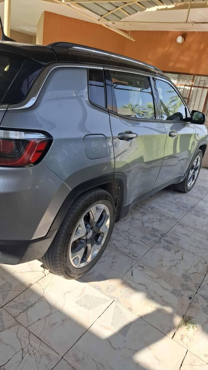 جيب كومباس 2020 ليمتدد
سعره ١١٠  وبيه مجال قليل 
***********
محرك مفتوح مبدل كازكيت بيهه وايل بم حجر بيئه  شايلينه من امريكه  ضررهه طارف البونيد والجاملق  من امريكه رقمهه بغداد بصمه كشنات جلد تدفئه تبريد تشغيل عن بعد  محرك ٢٤٠٠
