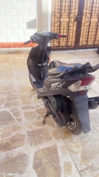 ماكس • نصبته • القرنه
