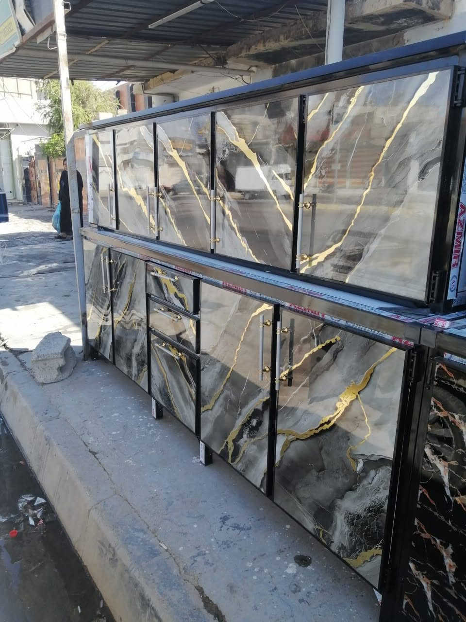 كونترات جمله كركوك متوفر جميع الموديل مترين لحد ٤ امتار جمله ومفرد عنوان حي العسكري مقابل لحم بعجين البركة ***********
