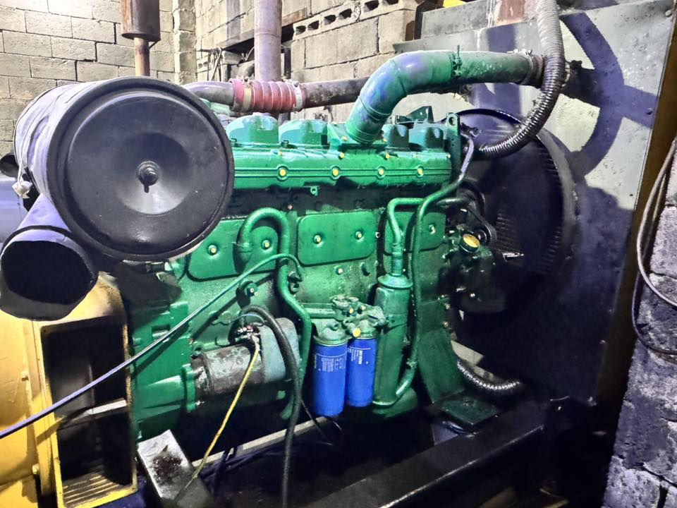 السلام عليكم
مولده للبيع 
نوع فالفو 
حجم 122
***********
