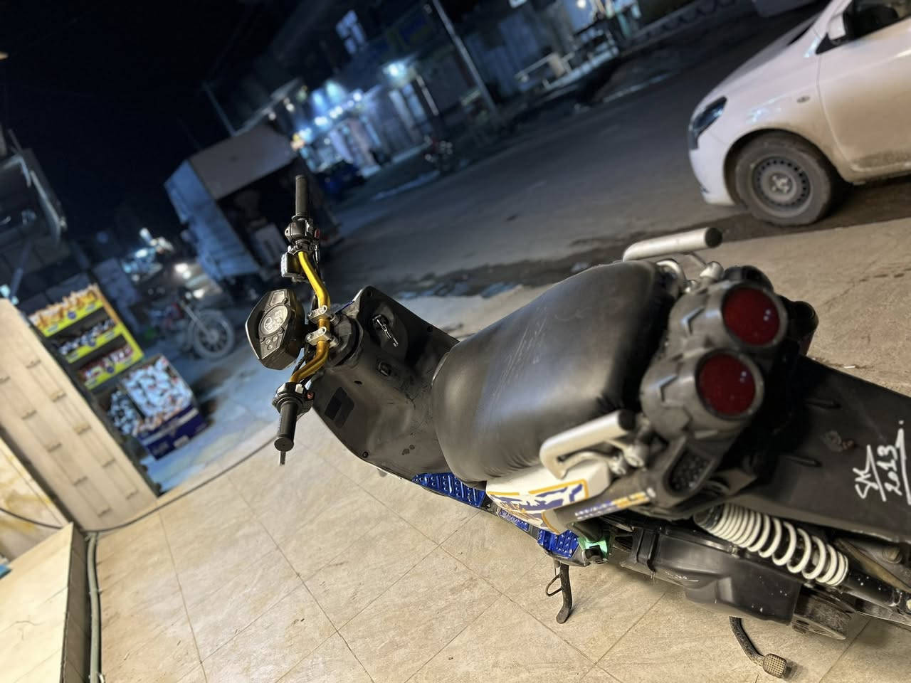 سلام عليكم سكنس جبلي موديل 2013 دراجه كفاله عامه الدراجه بوشه 58 دراجه فوول تزويد 
سكان تزويد 
جاملغ تزويد 
صلنصه تزويد 
دراجه كاعده 
السعر 950 الف وبيها مجال حك جيه قليل 
مكاني حله حي بكرلي 
***********
