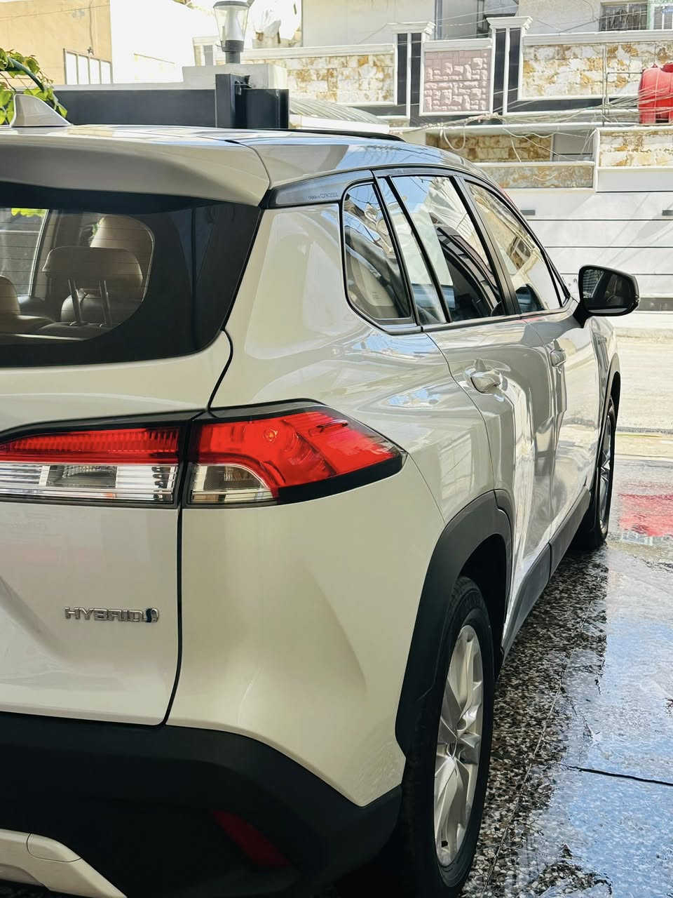 السلام عليكم
للبيع كورلا كروس موديل ٢٠٢٤ مكفوله كفاله عامة رقم بغداد باسمي 
ماشيه ٢٧ 
السعر ١٦٦٠٠$ وبيها مجال 
مكان السياره بغداد / حي الاعلام 
للاستفسار ***********
