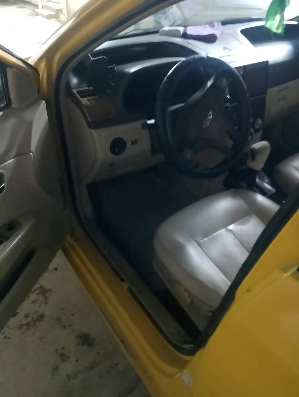 شيري فلاوين موديل 2011 كير محرك مال يارس اوتماتيك سنويه 29 ابسمي امصفرفه هيئه بطاقه بانزين السعر 36 رقم الهاتف ***********
