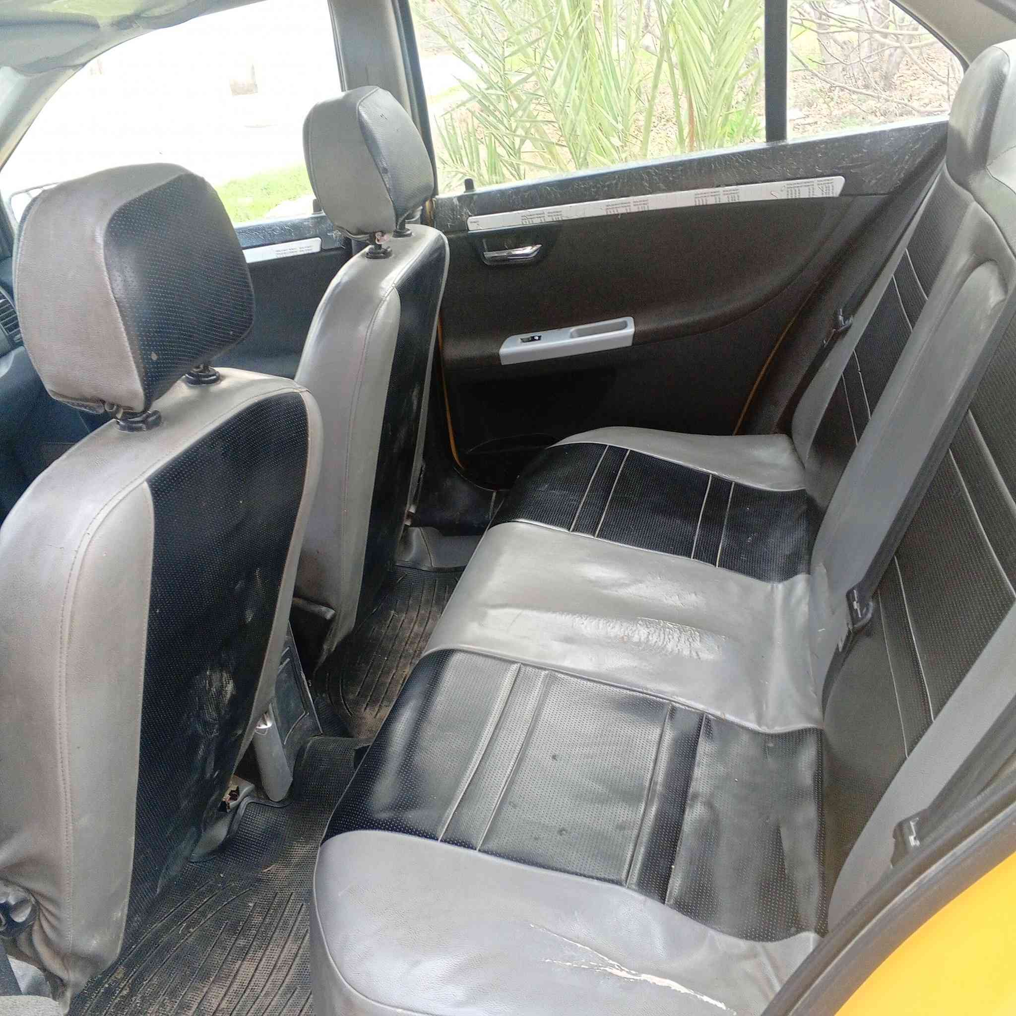 السلام عليكم.  سمند موديل 17 رقم بغداد المكان واسط   قرب مفرق النعمانيه السعر 50 وبيه مجال محرك 1800محرك كير مكفولات سدر جيد  تخم تاير باتري جديد حساس خلفي  مصفره هيئه وغرامات السنويه ساقطه تحويل مباشر رقم الهاتف ***********او ***********
