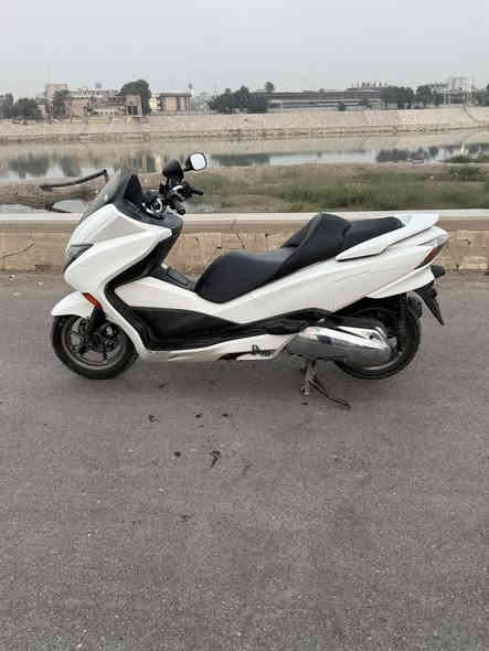 السلام عليك شباب دراجه فورزه 0/10 دراجه  رمبه صالي اثمن تشر منزلهه رمبه. دراجه مكفوله كفاله عامه  دراجه خير من الله  ماشيه عشرين الف بيهه بصمتين  بس بيهه اجم ملاحضه بيهه اجم شخط يروحن بل بوليش  بس دراجه نحيت محرك فول ودهن كله موتل ادير الهه  محاني بغداد الكرخ الاولى  الراخب بل شراء يتصل عله الرقم وبي خير ويدلل رقمي ***********
