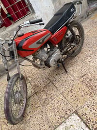 للبيع كاطعه كرنك ب٣٠٠قفل 07760564180