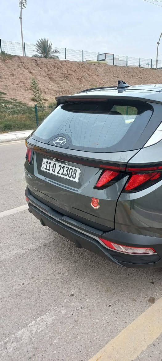 السلام عليكم
للبيع توسان موديل 24
بيها ضرر قطعتين بدون دواخل 
وشويه يم قبق البانزين 
 وحالوب بل قماره ولبنيد مامبين 
السعر 170 
العنوان ديالى بعقوبه 
هاتف ***********
الشراي يتصل وبل خدمه
