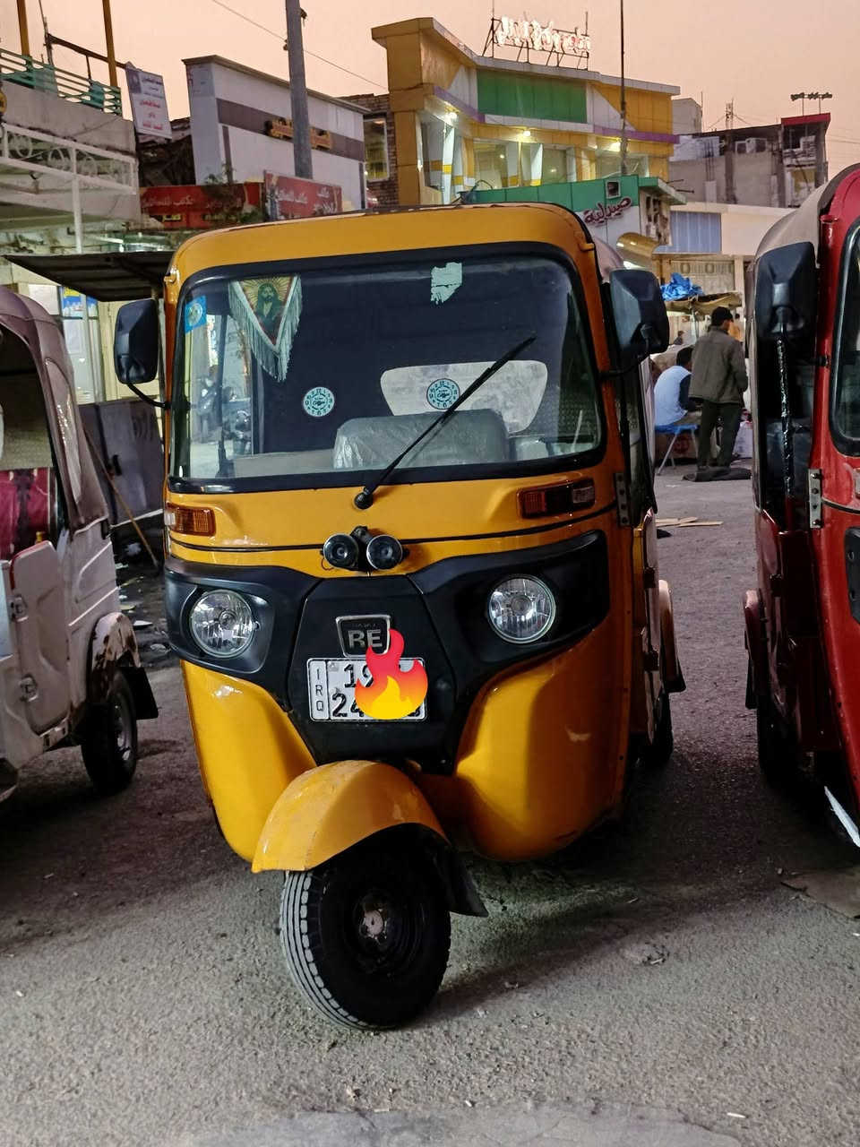 سلام عليكم تكتك البيع موديل 2022 كشره كفله عامه سعر 9500 رقم الهاتف ***********
