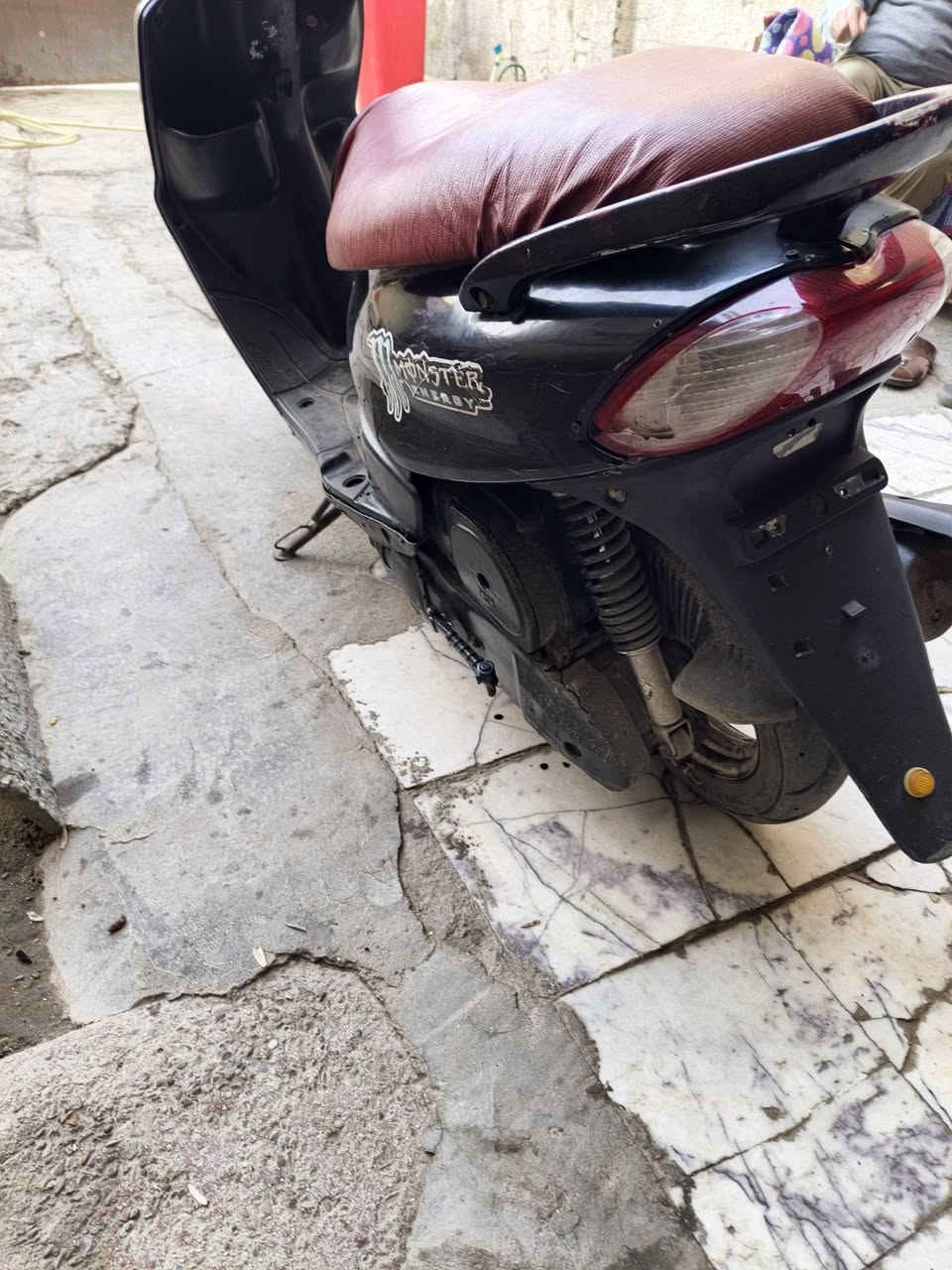 السلام عليكم ماكس قجمه لبيع كله بلديه سلف هندر كله شغال خير من الله لاتنقيص ولاتبخير شلعه معدل كلش حلوه ختم واحد بس لبجم مسبوغ وسعر 350 وبيهامجال بسيط اتصال ***********
