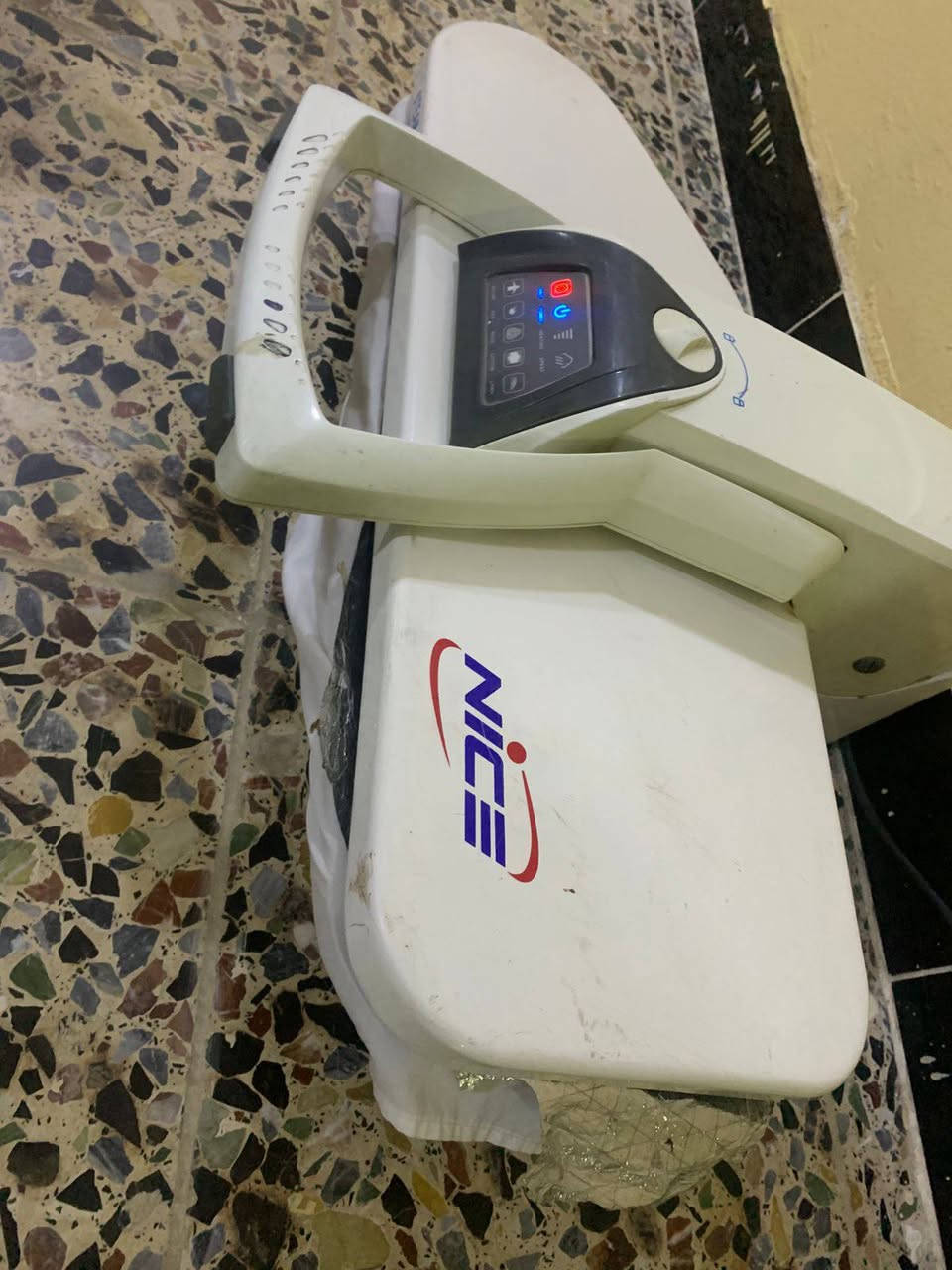 جهاز كوي بخاري للبيع


**إذا كنت صاحب هذا الإعلان وتريد حذفه لأي سبب، رجاءا أرسل رسالة إلى الدعم الفني**
