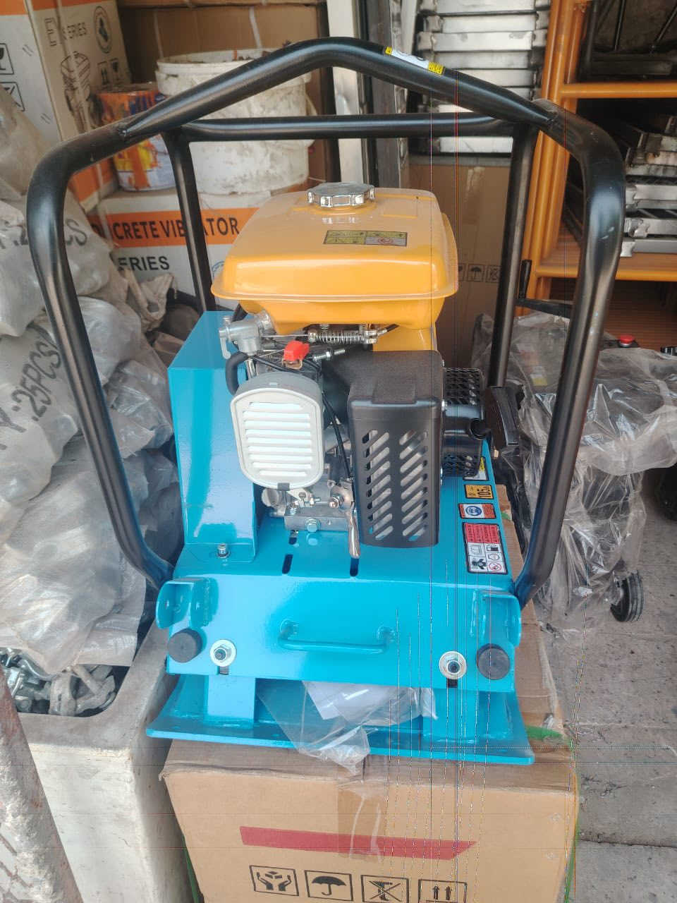 لبيع وشراء وايجارً. سكلات  بكافه القياسات جكات  بكافه القياسات ودنك بكافه قياسات يتوفر دراب خشب نوعيه ممتازه وسكله تركيه بكميه مفتوحه وساقولات ونج إيطالي حادلات وكمبكتر  قفاز وكاصوصات كونكريت ودريلات تفليش وكورات تثقيب 
العنوان باب الشرجي ساحه الطيران 
وتوصيل كافه المحافظات 
*********** كرار اللامي
