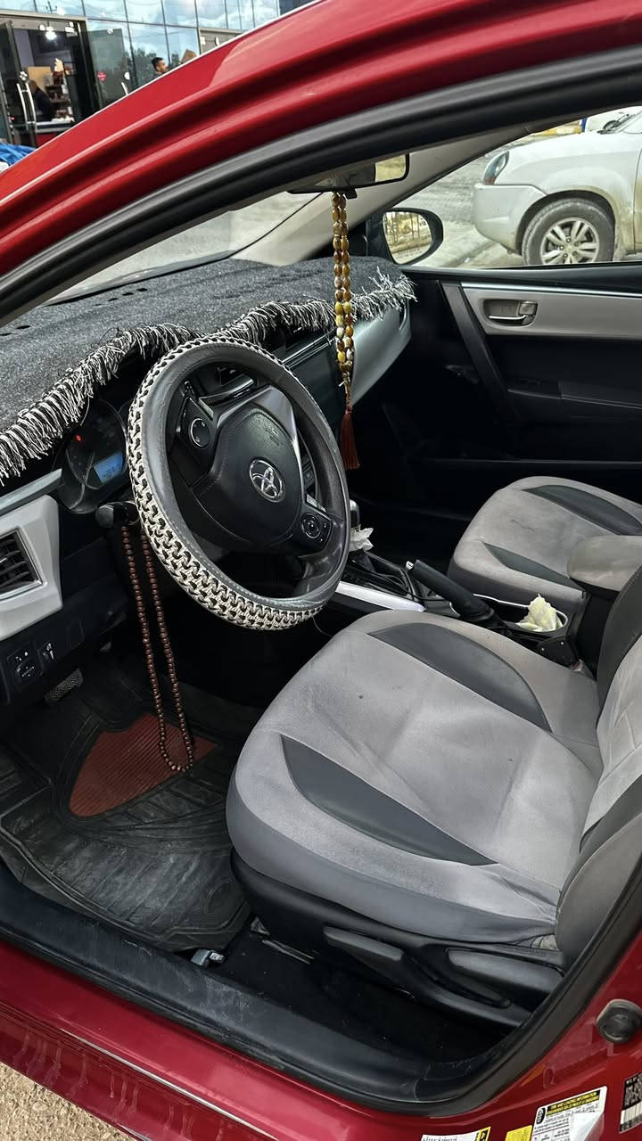 للبيع كورلا 2015
وارد امريكي
السياره حادثها جاملغ السكن مصبوغ والباب السكن شبر صبغ والجاملغ الخلفي مصبوغ 
السياره ماشيه 99 ميل 
ضربتها بدون دواخل 
رقم اسليمانيه شرط التحويل 
رقم انكليزي جديد 
شاشه كبيره تدعم كار بلي 
لايت زنون 
كامره خلفيه 
كشنات جلد 
السعر 133 وبيها مجال 
لل استفسار 
رقم الهاتف ***********
