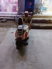 دراجه ماكس بوليسي موديل 2008  كفاله عامه كل نقص ما بيها بلادي كفرات   ...