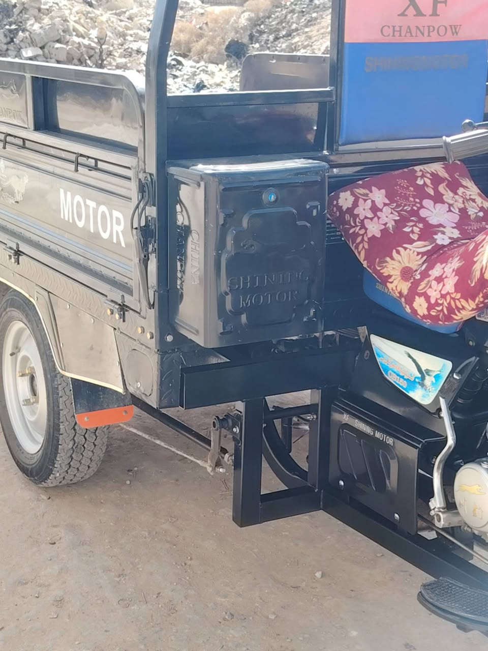 السلام عليكم شباب ستوته للبيع وراق اصوليه 2023 طالعه 2025 بشهر 7 للبيع الشراي يدلل العنوان غماس هاذ رقمي /***********/
