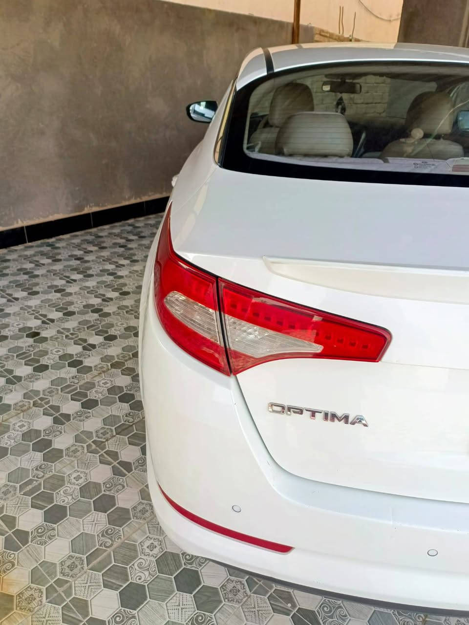 كيا اوبتيما موديل 2013للبيع مكينه 2000 بسمي رقم ذي قار السعر 135وبيهه مجال التواصل *********** غير متواجد على الفيس
