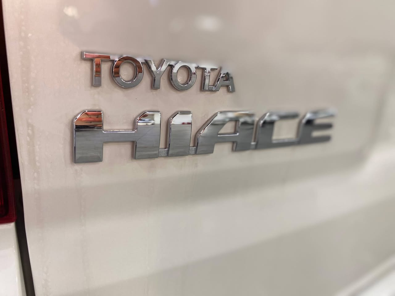 🚐 Toyota Hiace 2026 - 13 راكب أوتوماتيك 🚐
إذا تبحث عن سيارة عملية، مريحة، واعتمادية للنقل العائلي أو التجاري، فـ تويوتا هايس 2026 هي الخيار المثالي 👌

✅ سعة 13 راكب
✅ قير أوتوماتيك
✅ محرك قوي واقتصادي بالوقود
✅ مكيف عالي الكفاءة لجميع الصفوف
✅ مساحة داخلية واسعة ومريحة
✅ اعتمادية تويوتا المعروفة
✅ مناسبة للشركات، المدارس، والسفرات العائلية

✨ راحة أكبر، أمان أعلى، وأداء يعتمد عليه في كل مشوار.

📞 للحجز والاستفسار:
📞 ***********
📞 ***********
📞 ***********
📞 ***********

📍 نويكار أوتو
أربيل - سايدين كوران - قرب شركة بيبسي
