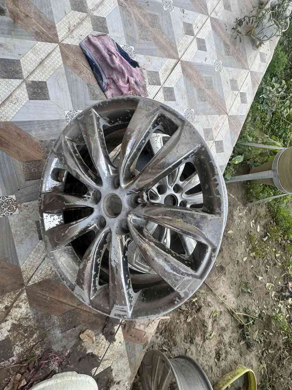 دعاميه سورنتو 12 بيه فطر باللحيه صغير مبين بالصوره
تريشه جاملغ ايمن

ويل كب كروب كروم طخم كامل مابيه لا عواج ولاتصليح يحتاج صبغ فقط

مكاني الحله 

***********
