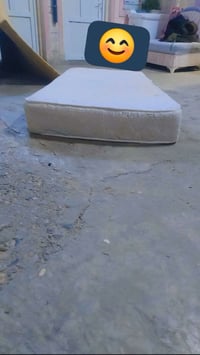 دوشك طبي نضافه ٩٠ بلميه ضغط عالي نومته  مريحه حيل ٢٥  واصل البيت  قفل ...