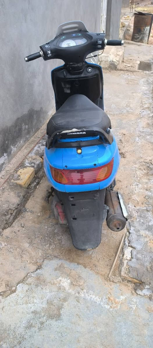 دراجة فراشة جديدة بمعنى الكلمة مكفولة من كلشي سعرها ٥٧٥ وبيها مجال بسيط الي تعجبه الدراجة يراسل واتس ويدلل ***********
