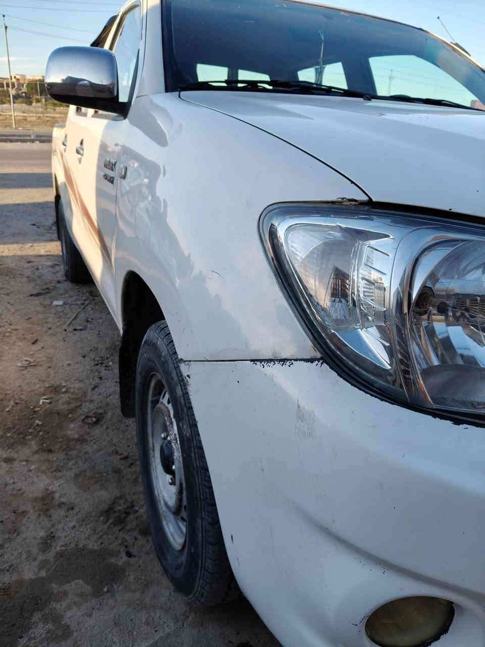 سلام عليكم سياره للبيع موديل 11 سياره بدون صبغ فقط بارد مكينه بيها صرف رقم سليمانيه  سنويه لل 27 بسمي ماشيه 340 الف مكان السياره ديالى سعرها 155 ورقه ***********
