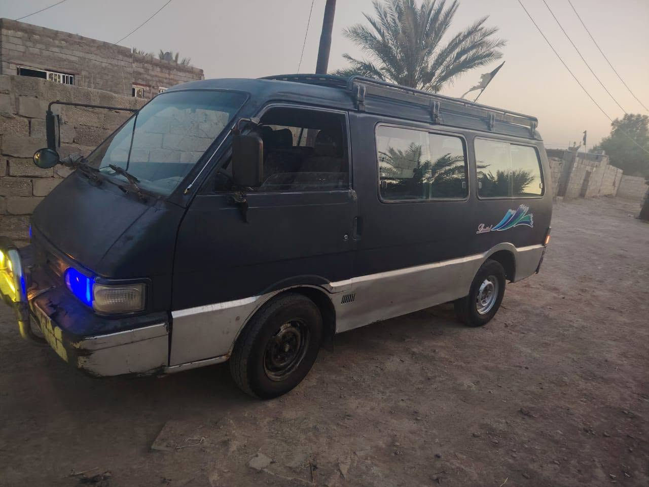سلام عليكم كيه بسته البيع موديل 95 رقمه بغداد الماني محرك كسل تخم تاير صدر كهربائيات كله شغاله وخير من الله السعر 30وبيه مجال الستفسار على الاتصال ***********/*********** مستعجل على البيع
