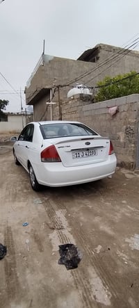 كيا سبكترا • ٢٠٠٩ • بطانه جلد