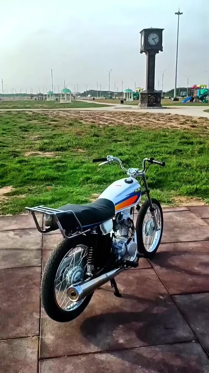 سلام عليكم دراجه للبيع تعميره كلهة بلاد اصلي نصبه فول ناما شلامچه السعر 750🔒🔒***********واتساب
