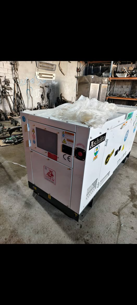 سلام عليكم.  مولده للبيع دخول جديد استيراد اوربا زيرو ما مستخدمه ولا دقيقه 50كيفي نوع اشيتا 4سلندر 
 الاتصال 
***********
