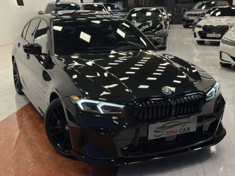 BMW 330i M PACKAGE Black Edition 2024 
Engine: V4 20-Turbo 🔥
ژمارە هەولێر جاهیز 
18 هزار کم روشتووە 
ربع بونیت و جمالوغ و دەرگا بویاغە
بێ ناوگرتن 
بێ ئێرباک 
وارد ئەمریکی 🇺🇸 
نرخ 335 وەرقە و مجال 
📍شوێن هەولێر 
~~~~~~~~~~~
***********
***********
~~~~~~~~~~~
BMW 330i M PACKAGE Black Edition 2024
Engine: V4 20-Turbo 🔥 
رقم اربیل جاهز 
ماشي 18 الف کم 
ربع بونت او جملغ او باب صبغ
بدون داخل 
بدون ایرباک 
وارد امریکي 🇺🇸 
سعر 335 ورقە بی مجال 
📍مکان سیارة اربیل أربيل, العراق
