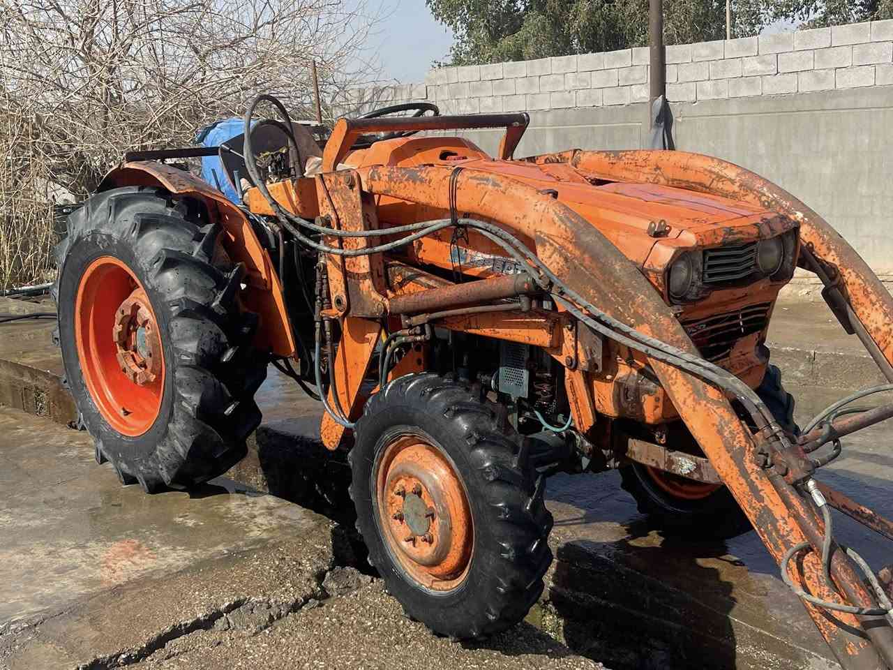 السلام عليكم
كابوته
موديل84 
مكينه خير من الله 
وياهه كيله ورباشه فقط
العنوان
واسط الصويرة

الاستفسار
***********
