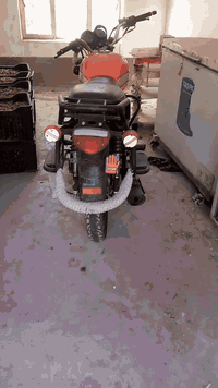 للبيع دايون نفخ لون برتقالي موديل 2021 الدراجه مگلوبه وبيعه عله گلبته ...