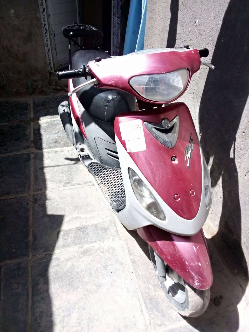 سلام عليكم ماكس ملقولي البيع دراجه ماعوزه شي كلشي شقال مستعجل عله بيعته السعر 600أو بيه مجال شي بصيط مكفوله من كلشي رقمي ***********
