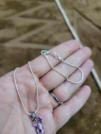 زنجيل • مدالية • فضة ٩٢٥