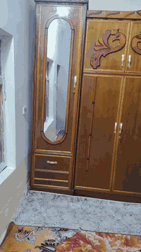 السلام عليكم غرفه اخشاب للبيع صاج مثل مشوفون شكلها جديده سعرها 500 وبيها مجال  الاستفسار الاتصال ع رقم ***********
وبالعافيه ع تكون من نصيبه
