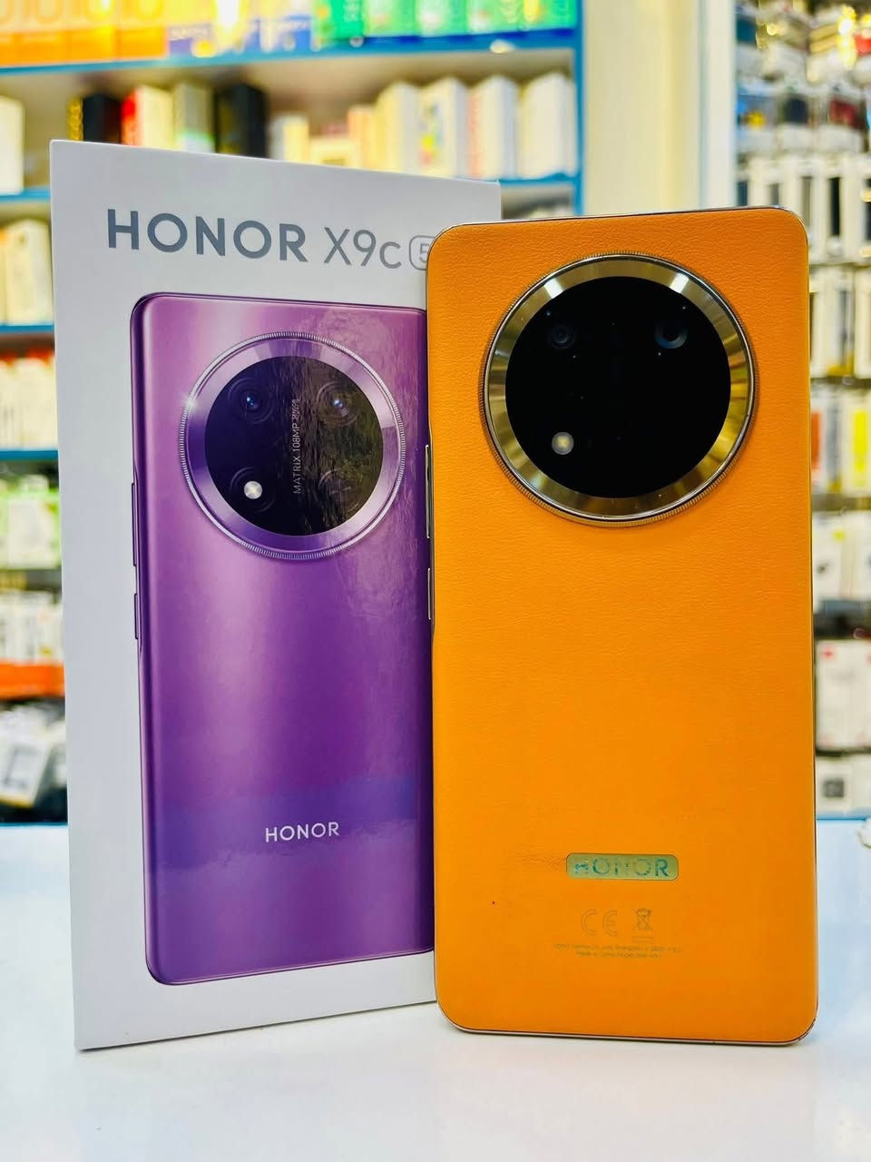 سلام عليكم جهاز للبيع او مراوس هونر اكس 9 سي الجديد ذاكره ٢٥٦ والعشوائيه ١٢ جهاز كلش كلش نضيف وجديد صار سبوع عندي كامل ملحقات 
سعر 
الجهاز 
290 وبيه مجال 
جهاز اخو الجديد شاهد الله نضيف 
مامتواحد 
اتصل 
***********
