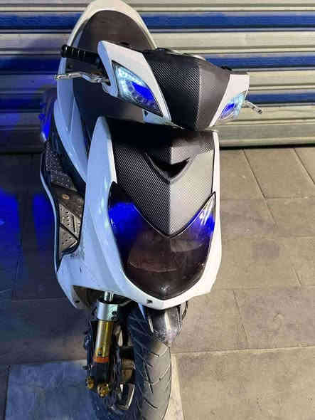 السلام عليكم سكنس فحل للبيع مزوده سعرها 825 وبيها مجال

ستان صفح بوش
قبق كلجات كوسو 
دبلات خلفيه كرزي 
دبل امامي جمس 
صالنصه بوري عدل وزه 
يدات كوسو كلجات رياضي 
بوشه ممعروفه تقريبن ستينات
كور رياضي 
قاعدت. رقم ورقم 
كلبجات صدر 
فج رياضي فرندو 
قطره وقبق فلاوين 
بيم امامي رياضي 
تعلاكه رياضي 
سلف رياضي
جاملخ طياري
اشاير رياضيه 

خاص او وتساب ***********
