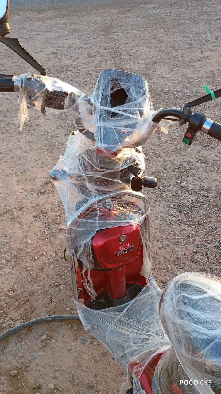 موطور شحن للبيع حجم 26
5بطاريات بصمه شغاله مابيه أي نقص 
السعر 285وبيه مجال للاستفسار ***********
